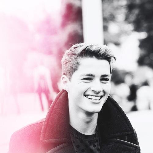 @SemideusAcademy - Son of Ares - Finn Harries