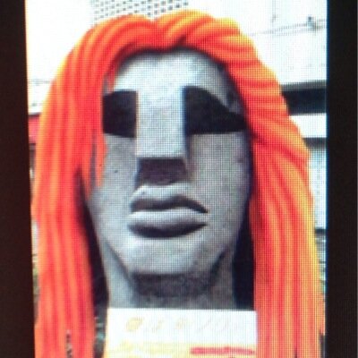 モアイ像の真似したから(渋谷の)「モヤイ」や！