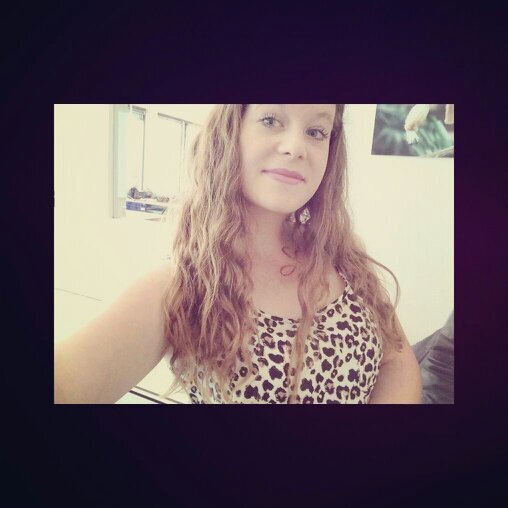 Instagram - @_iesx