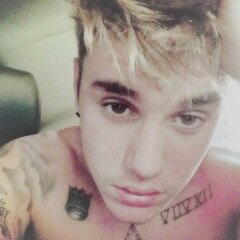 HEY GUYS, DON'T FOLLOW THIS ACC. I GAVE YOU A FREE FOLLOW, SO PLEASE FOLLOW @bieberftmalik_ ASK FOR FOLLOW BACK x