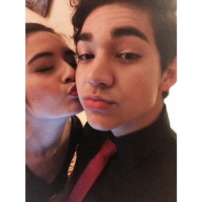 BensHomies's profile picture. We're not his fans, we're his friends, his homies tbh and we love him a heck of a lot. Rád as frick account for the one and only, @BenJPierce.