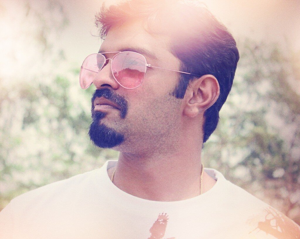 An Engineer, Photographer & a great admirer of Beauty!!