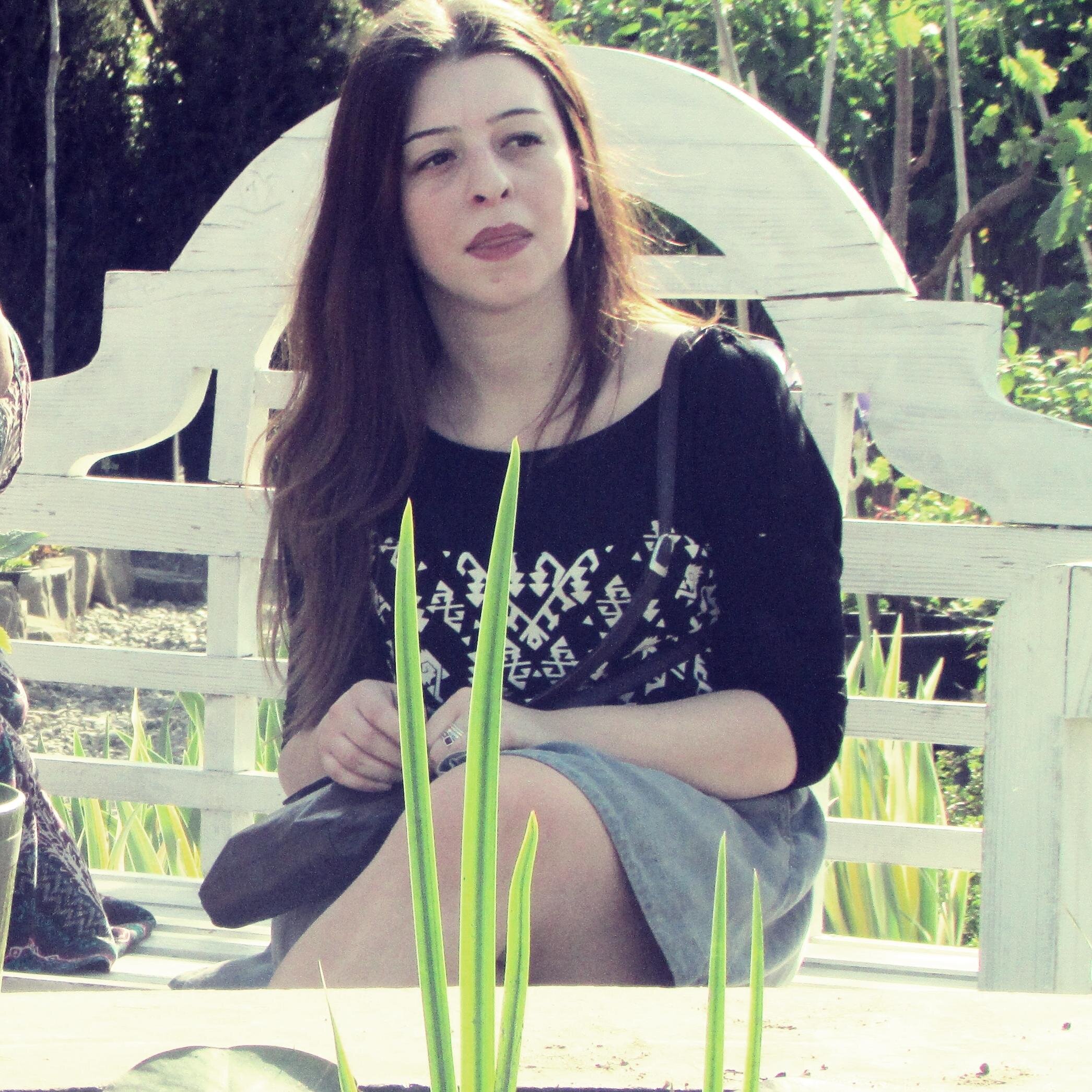 hi i am nati kalandadze from GEORGIA ,I am girls,who loves smiles, music, movies,dance,  follow me and i follow you back )