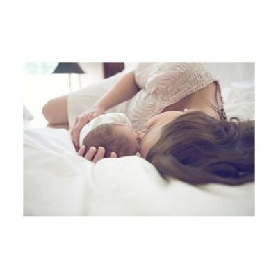 The stay at home wife & the girl that stands by her husband's side. Happily #Married to  @HerDemonicWolfD  #Hybrid RP 21+ #Pregnant