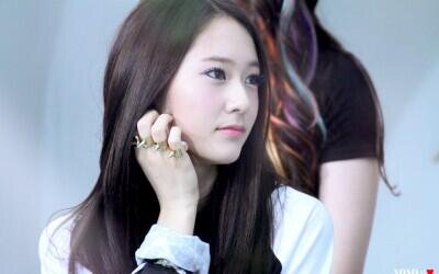 rolplayer from Krystal F(x) || single || etnis