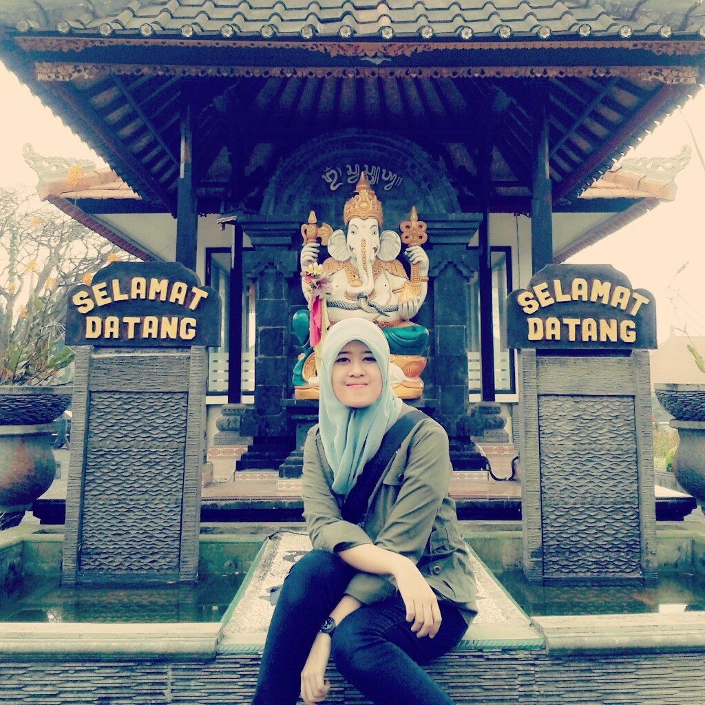 ishela40's profile picture. 