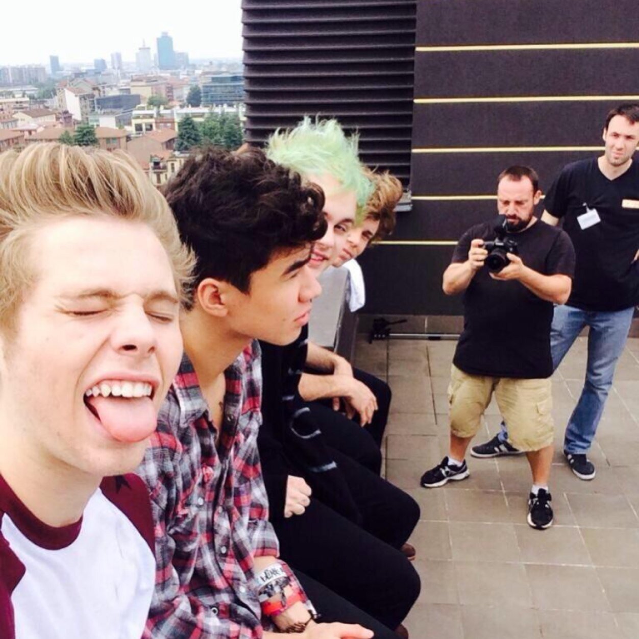 Just comepletly and utterly in love with 4 aussie dorks! Luke,ashton,Michael,Calum are my sunshine's 0/4 IG: osnap5sos