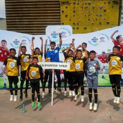sekolah sepak bola GMK
