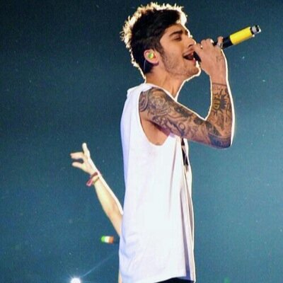 ask for a follow back on @raybanzouis