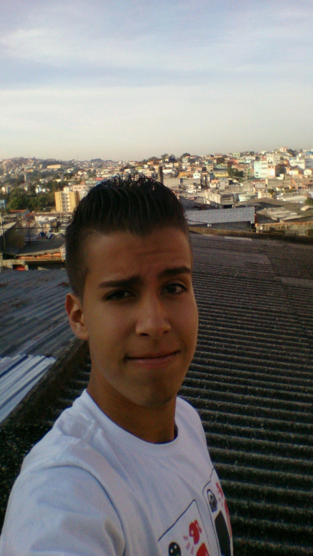 Vamos viver nossos sonhos, temos tão pouco tempo.