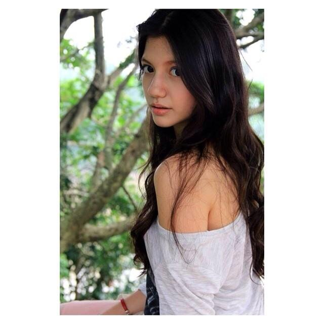 The official twitter page of fanbase Cassandra Sheryl Lee @cassandrasleee @CassandraaLees  120414 01.00