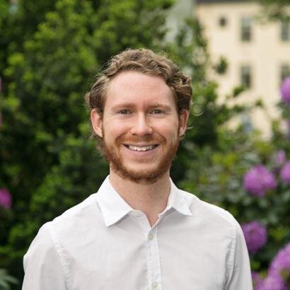 Communications & Public Affairs Manager på BoKlok, Skanska och IKEAs gemensamma boendekoncept. Samhällsintresserad och nyhetstörstande jazztrummis.