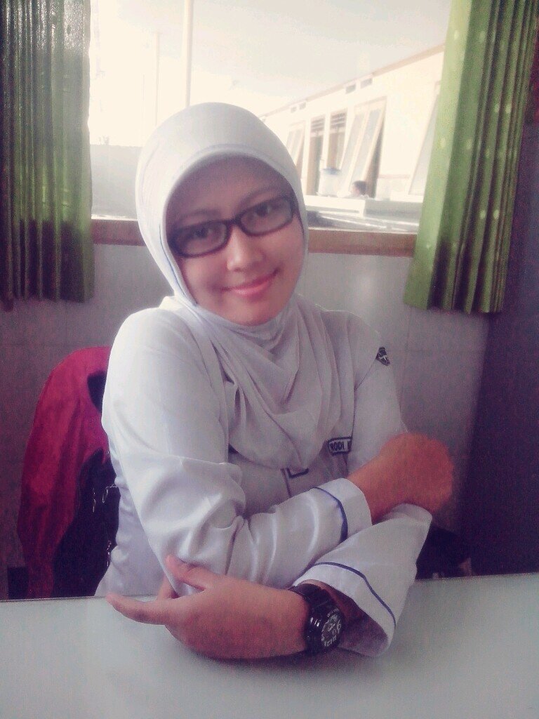 Midwife poltekes RS tk II dr.Soepraoen Kesdam V Brawijaya '13