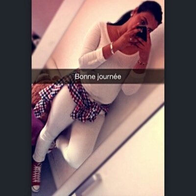 HasnaMkb's profile picture. ALGÉROISE.❤️
Insta  talent_tueuse 
SnapChat  hasnamkb 
Ib.