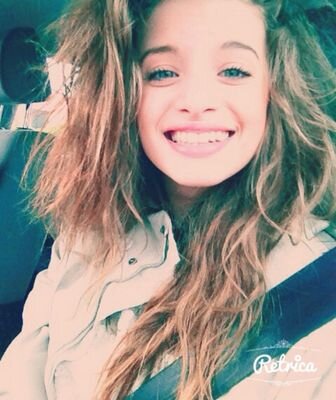 France de la ville París.[♛La guapê♛]✌AMOUR PRÉFÉRÉ✌ Tuitcasada con @SaamuBB. @CarlosPC97 mi vida (2)IEMPR(3).