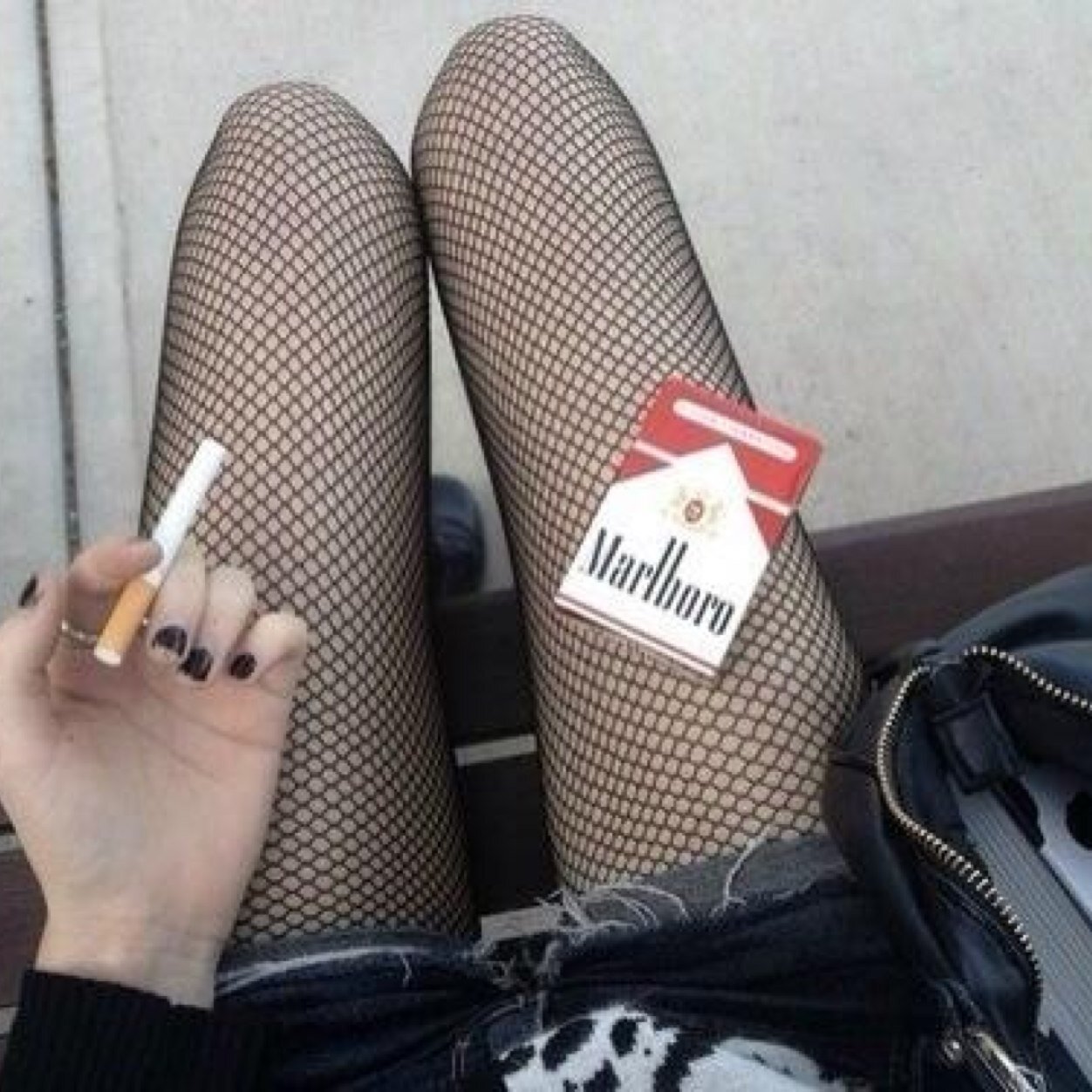 anasister01's profile picture. 