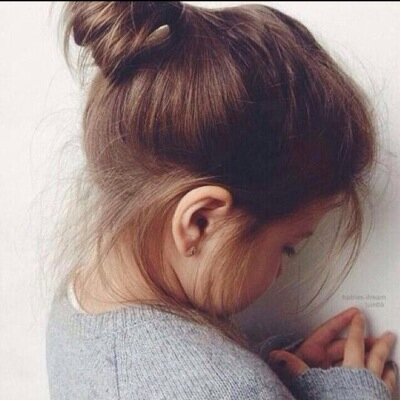 ﺈﻟﻗﻧﺈعہ ﻛﻧز ... ﻟۈ ﺣﻟمک ﻛﺑﯾر ۈﺈﻟﺣﯾﺈھ درۈس ... ۈﺎﻟدﻧﯾﺎ ﻋﺑر...
K.S.A
ʻ Alkhober