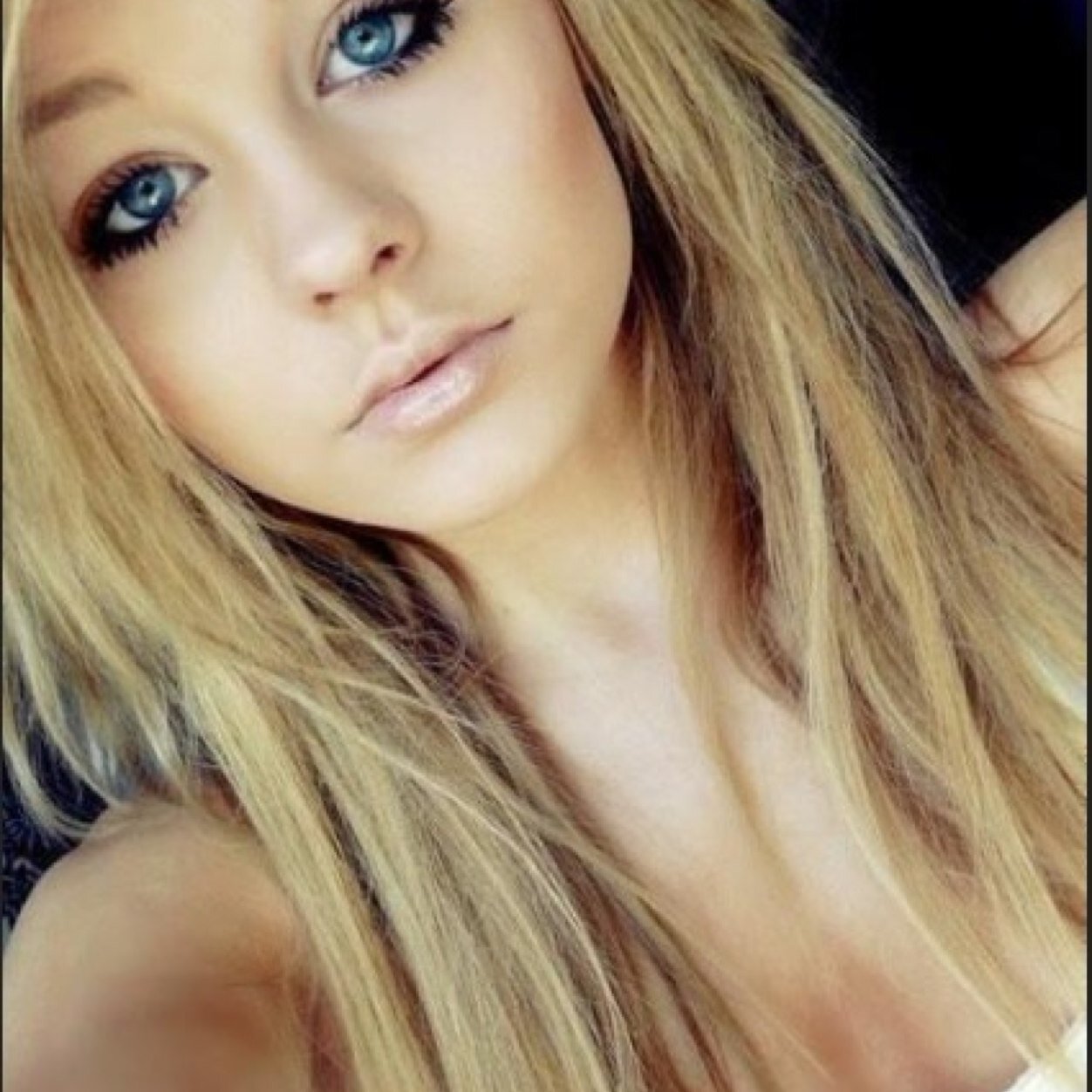 HailHayleyxo's profile picture. Hey. 17, BritishBitch. Original Hayley Sherbatsky. Follow back