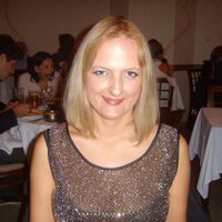 Jelena Stephenson (@yellenah8) Twitter profile photo