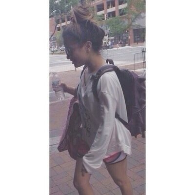 ☾FOLLOW @sadmetria BC I GAVE YOU A FREE FOLLOW ILY☽