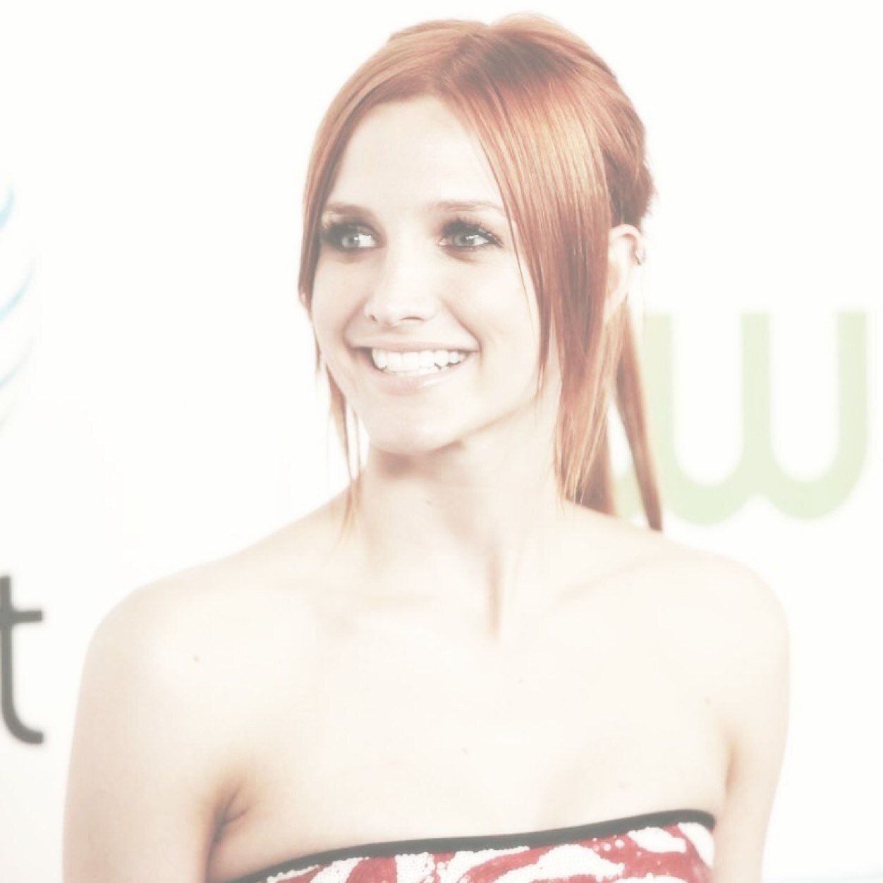 QueenAshSimpson's profile picture. #10YearsOfAutobiography