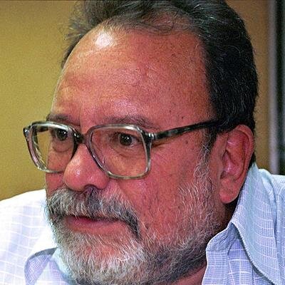 Médico-Cirujano, Ph. D., Profesor Titular UCV, Investigador en Neuroquímica, Neurofisiología, Educación Universitaria, Ciencia y Tecnología. Luchador político.