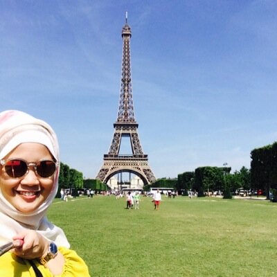 Jangan terlalu bergantung kepada siapapun di dunia ini. Karena bahkan bayanganmu sendiri meninggalkan kamu ketika kamu berada dalam kegelapan
