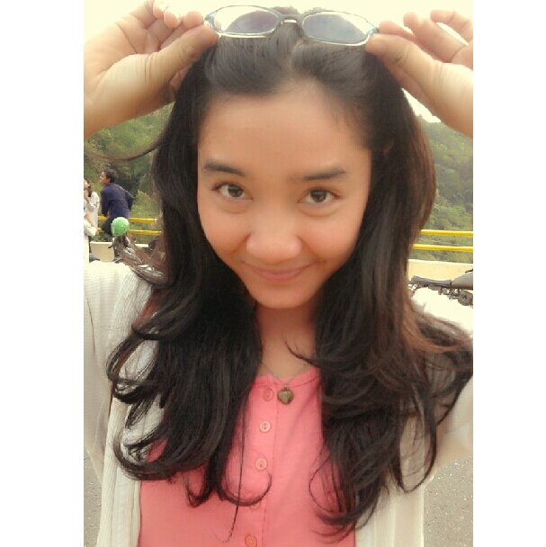 Bismillah
;)
I'm a Pak Jendral's girl