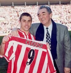 Not a official sunderland page,just a fan page, this is sunderland official twitter,  @SAFCofficial
