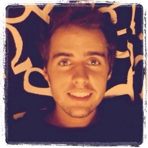 VMV_Victor's profile picture. Me da igual. Me encanta. ¿Porque no viajamos en globo y nos perdemos un rato? dejarse llevar suena demasiado bien...