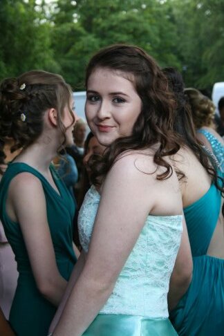 midgetturri's profile picture. Hi