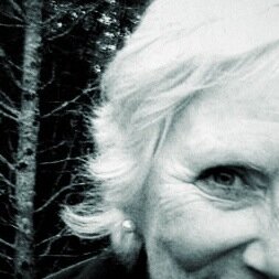 GhislaineMacP's profile picture. Live:painting.writing.running
Laugh:books.talk.wine
Learn:creative.curious.present