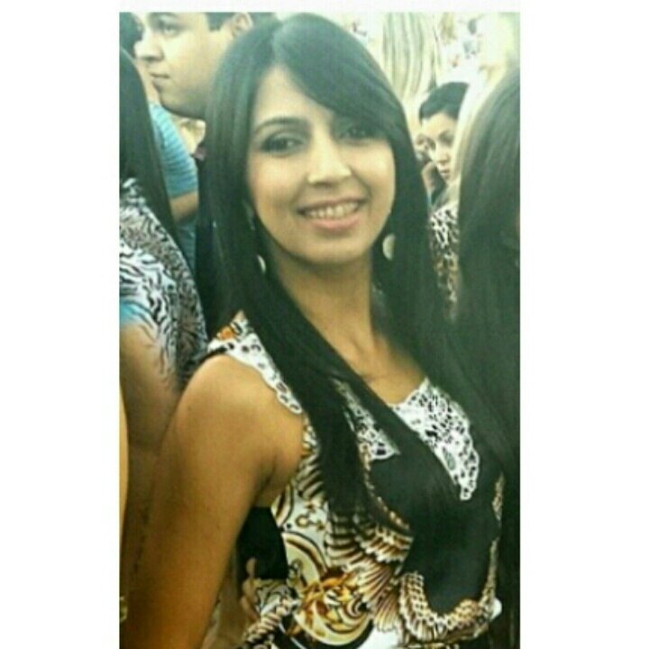 Menina dos olhos de Deus! Que o senhor me conserve assim, fazendo o bem sem olhar a quem!
