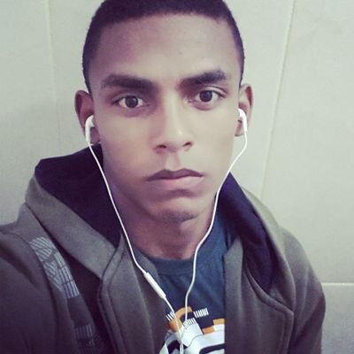Sentimento não da pra se cobrar Amor é coisa pra se conquistar.