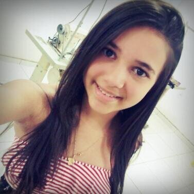 Modelo Mirim de Kezina Produções. Amo minha família, amo meus amigos *-* e Amo Larissa Manoela - Lucas Santos - Esther Marcos !