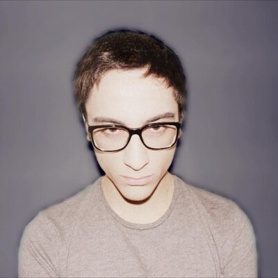 Hi! I'm Nico, i'm 19 and I Make YouTube videos. My real twitter is @nicoluengo and I use this to promote my channel!