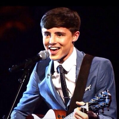 JamesSmithsvoca's profile picture. James Smiths biggest fan Kissed james on the cheek and met him 38 timesss.       Maria aged 15