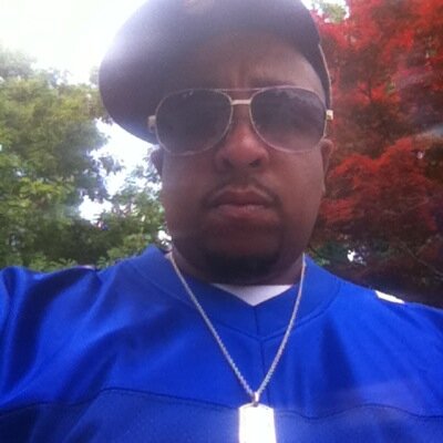 RioCustomdesign's profile picture. 