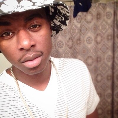 | CollegeStudent | Employed | Living life | iG: HiPapiChulo