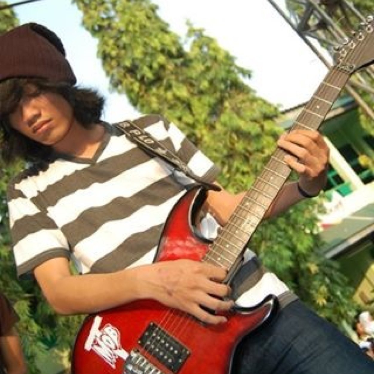 Official Twitter Mochammad Suliyan Romandhoni, Public Relations, For Business CP : 082299801114 or Suliyandoni@gmail.com
