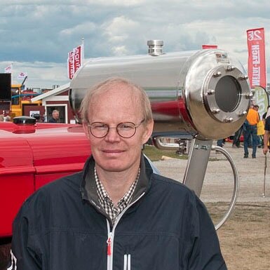 PerFrankelius's profile picture. Världen full av lidande och olösta problem att ta tag i. Tänker på Candide i Voltaires roman: ”Det är väl talat, men nu måste vi odla vår trädgård!” Ja!