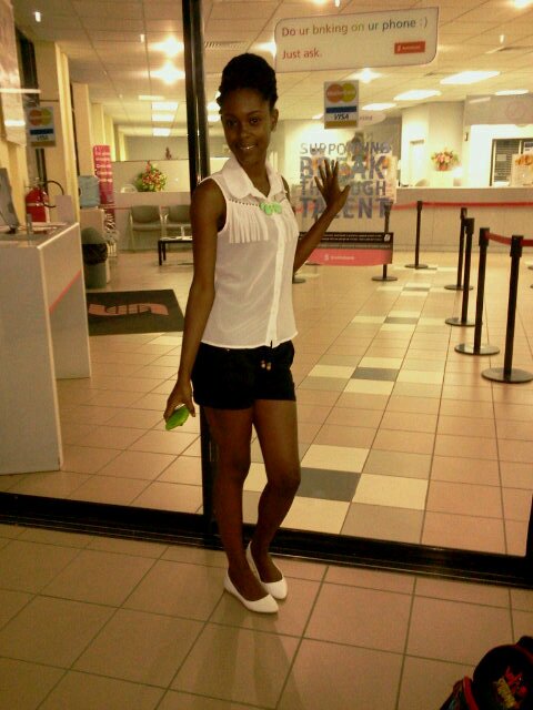 ii am a Born Worshipper! I tweet things of substance & that are edifying! :) Bestie:@ii_amroyalty   #TeamJesus #TeamgoodInfluence