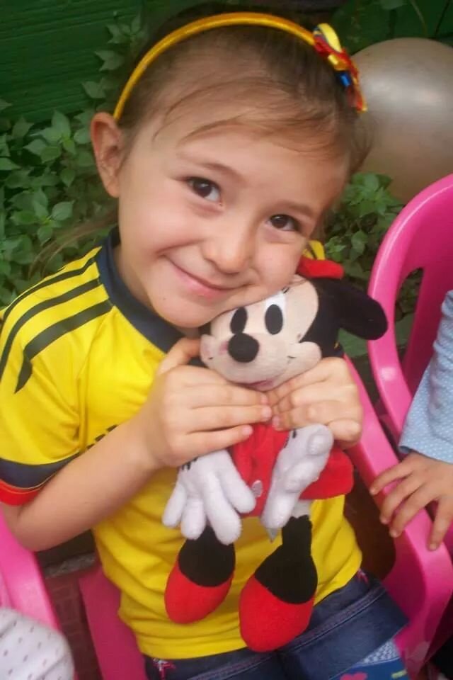 angelaedab's profile picture. 