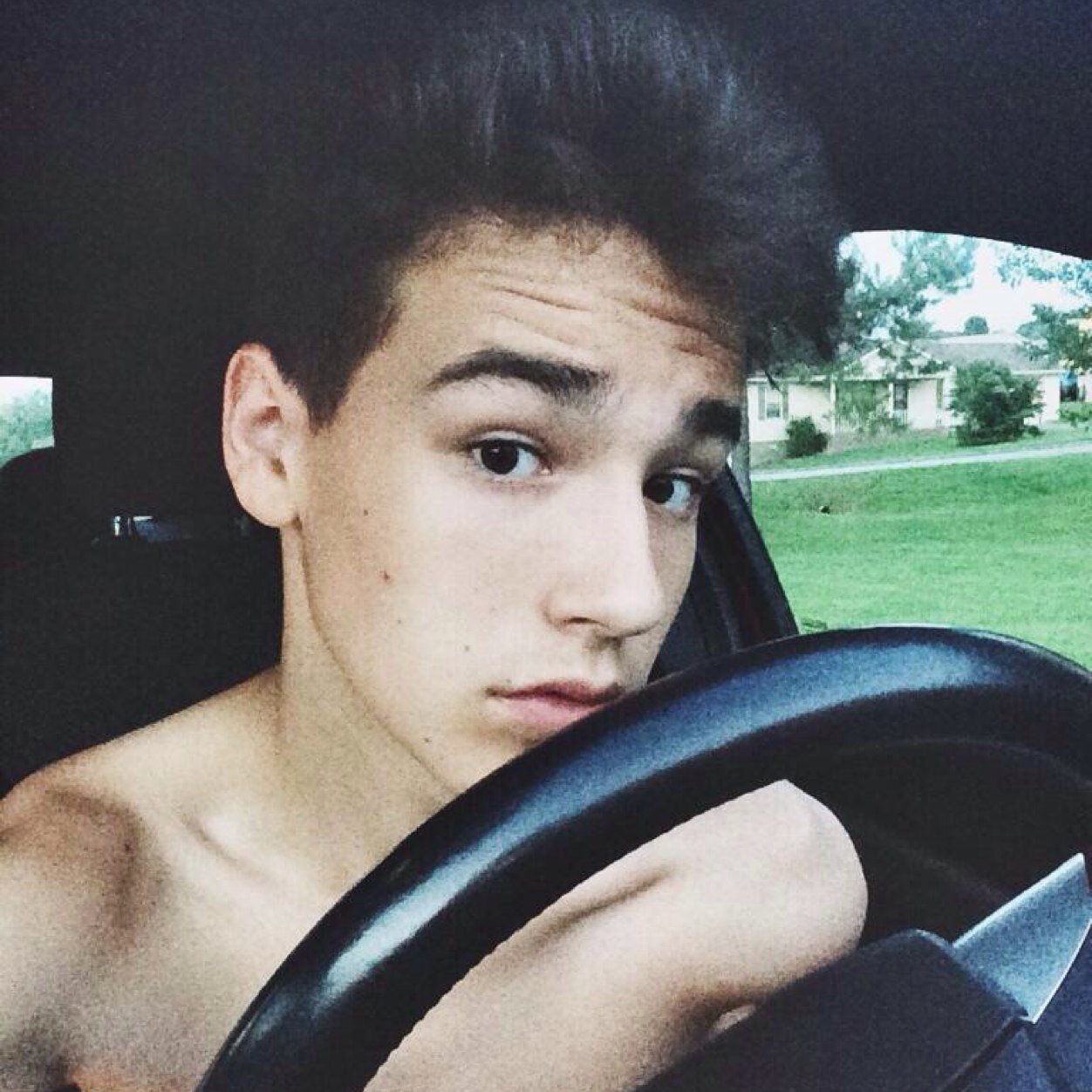 ♡ ♡ here since 09' and never leaving ♡ ♡ ☯ bieber || gilinsky || whitesides ☯