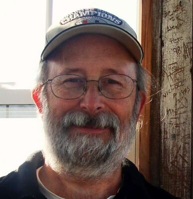 Creates & teaches jewelry making;  Interests: art, nature, economics, app development, NFTs. Married, retired educator. Inquiries:  tomwoods@TomWoodsApps.com