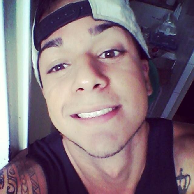 There's not a thing I won't do I'll give my life up for you Cause you are my dream  ♫  '
