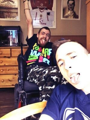 im 23 yrs old and I have cerebal palsy... also  I fucking loveman united... red till im dead