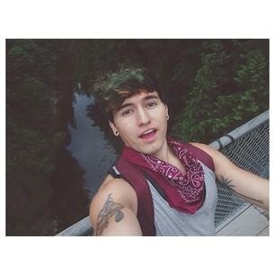 Supporting the amazing @JcCaylen #caylenclouds