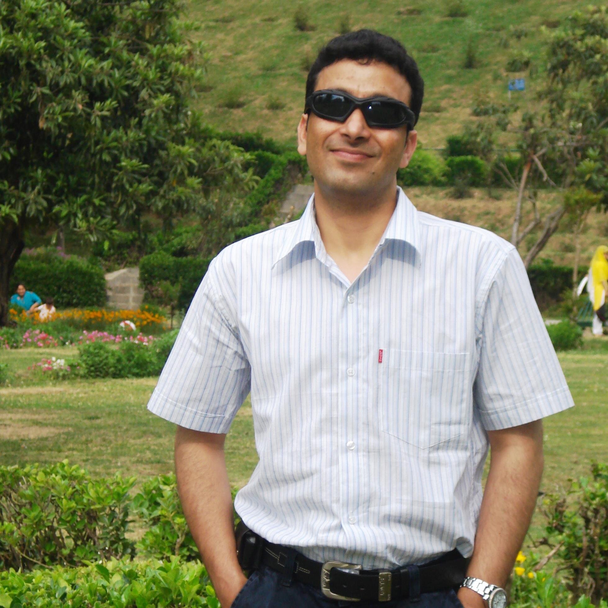 General Surgeon, Minimal Access, Laparoscopic & Robotic Surgeon.