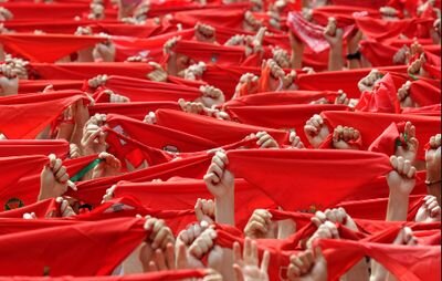 Si quieres estar al tanto de todo lo que suceda o se vaya a celebrar en estos san fermines sigueme!
